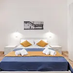 Mirea Domus - Sea View - 11 Beds * 萨莱诺