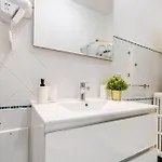 Mirea Domus - Sea View - 11 Beds 萨莱诺
