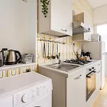 Mirea Domus - Sea View - 11 Beds