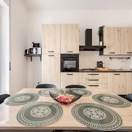 Mirea Domus - Sea View - 11 Beds 公寓