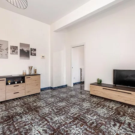 Mirea Domus - Sea View - 11 Beds 公寓 *